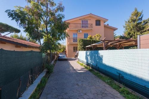 Travelershome Ciampino&Morena GuestHouse