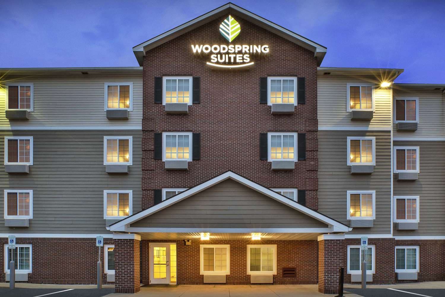Woodspring Suites Holland - Grand Rapids