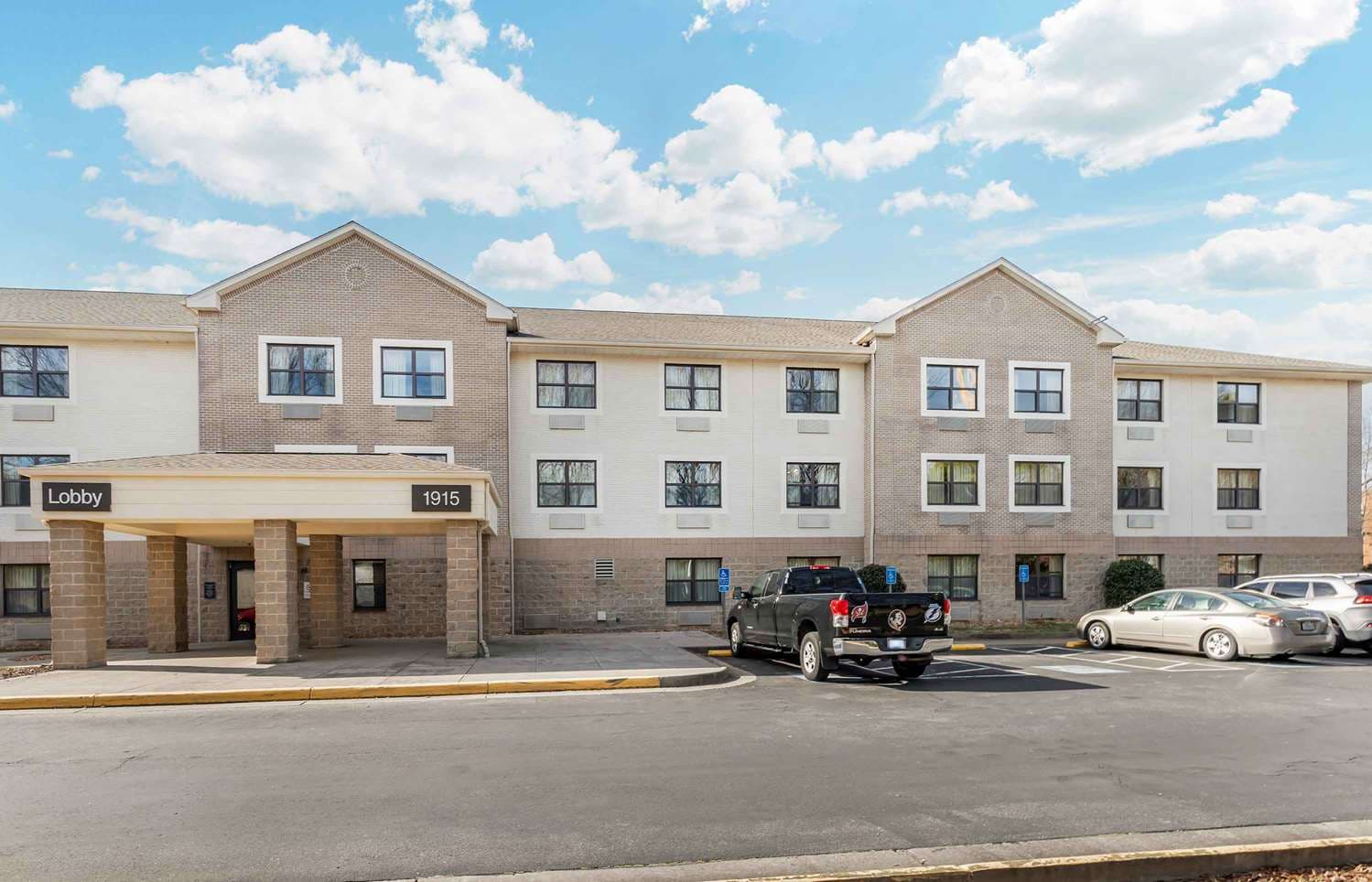 Extended Stay America Suites - Hampton - Coliseum