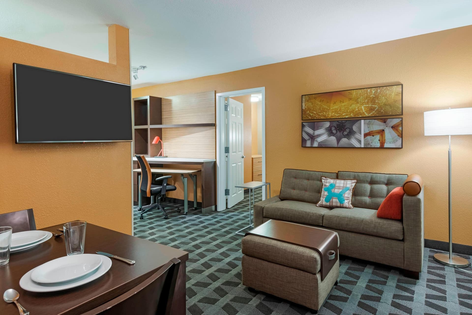 Towneplace Suites By Marriott Savannah Midtown