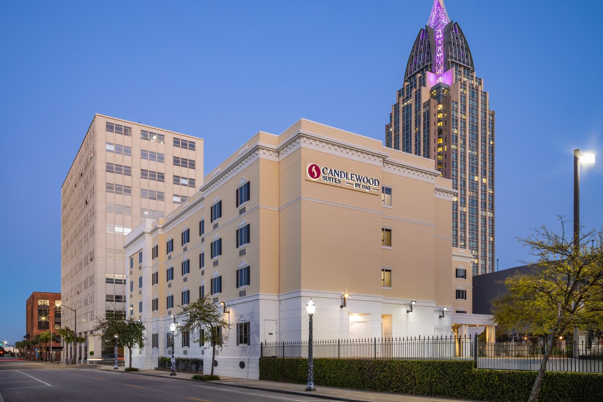 Candlewood Suites Downtown