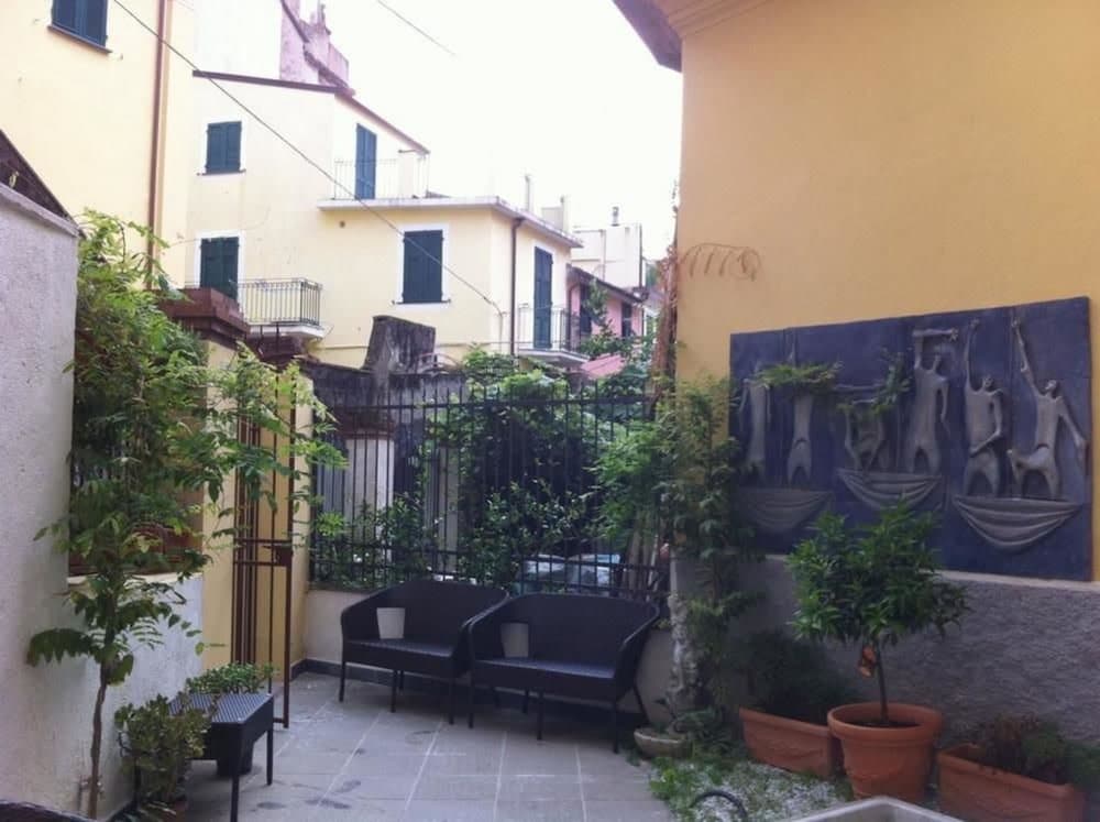 Covered patio with ocean view