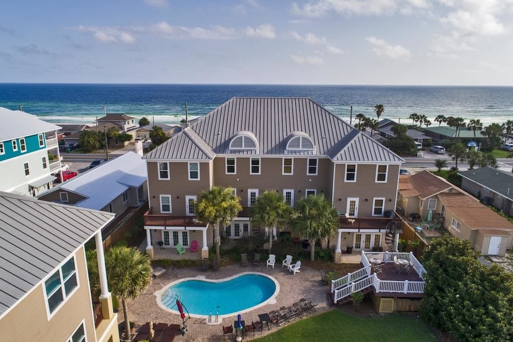 Covered patio with ocean view