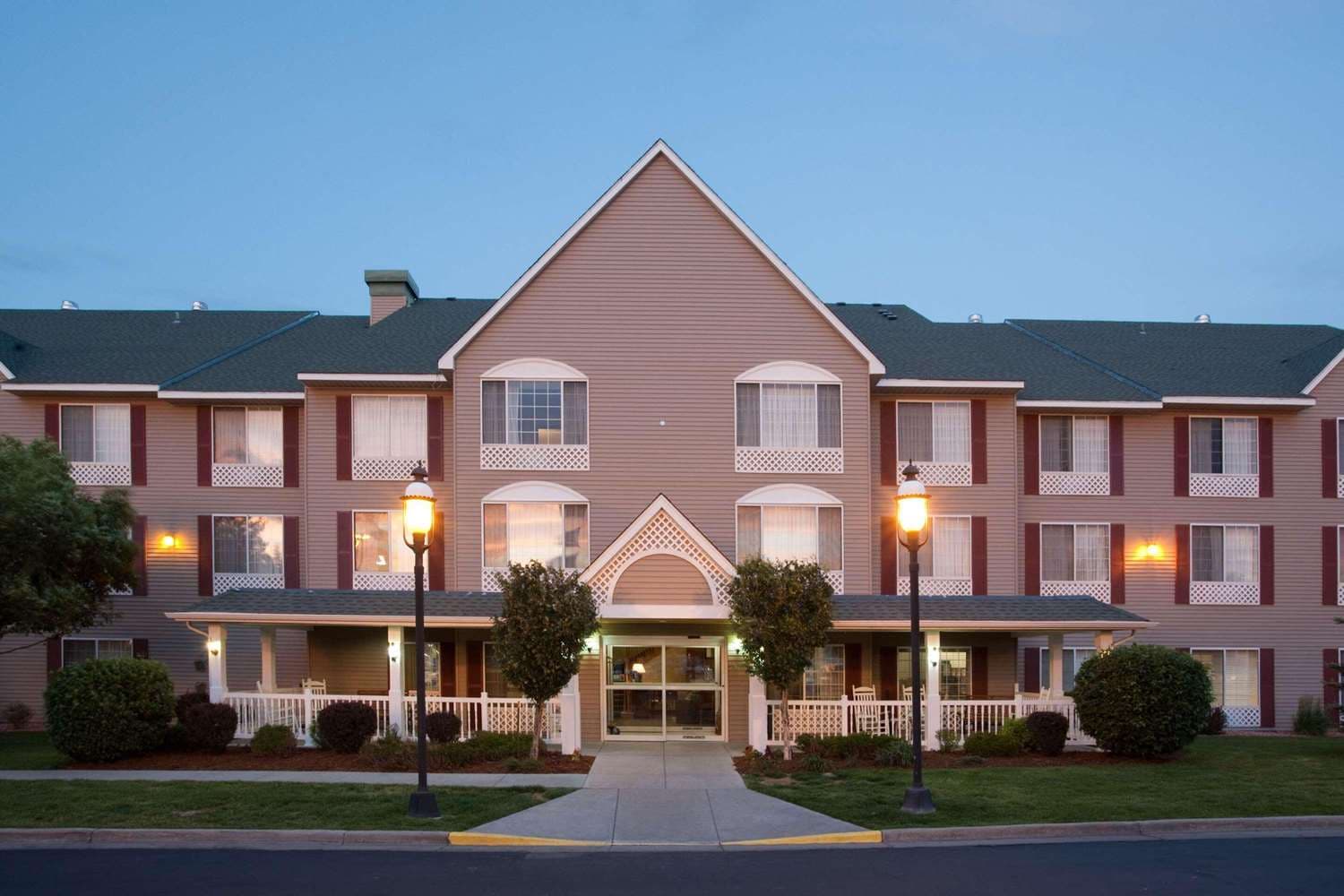 Covered patio with ocean view