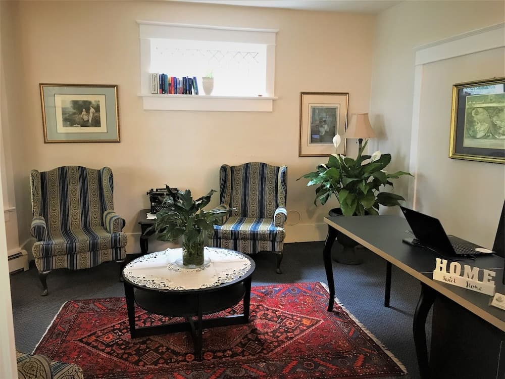 Douglas Guest House
