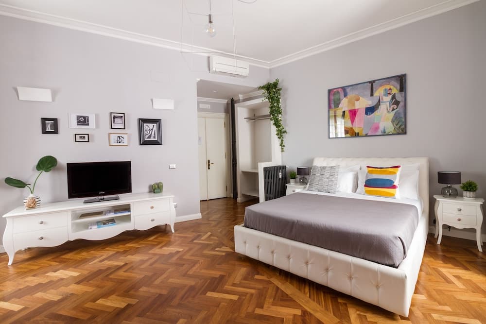 Athena Guest House