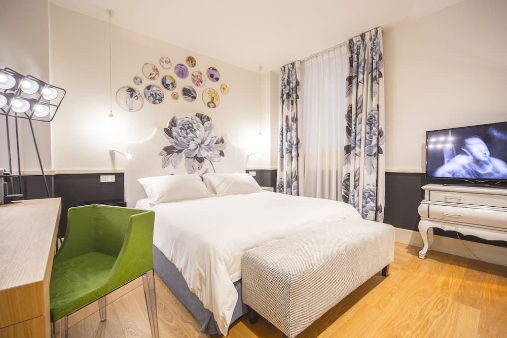 Cinque Luxury Rooms