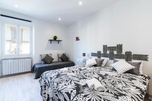 DOMYS GUEST HOUSE