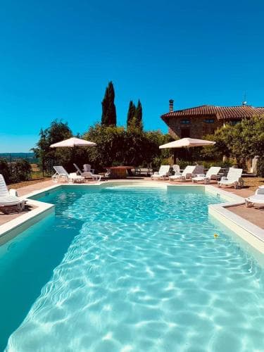 Villa Tre Laghi Vista Paradiso Piscina acqua salata provincia Perugia conf Toscana 22 posti