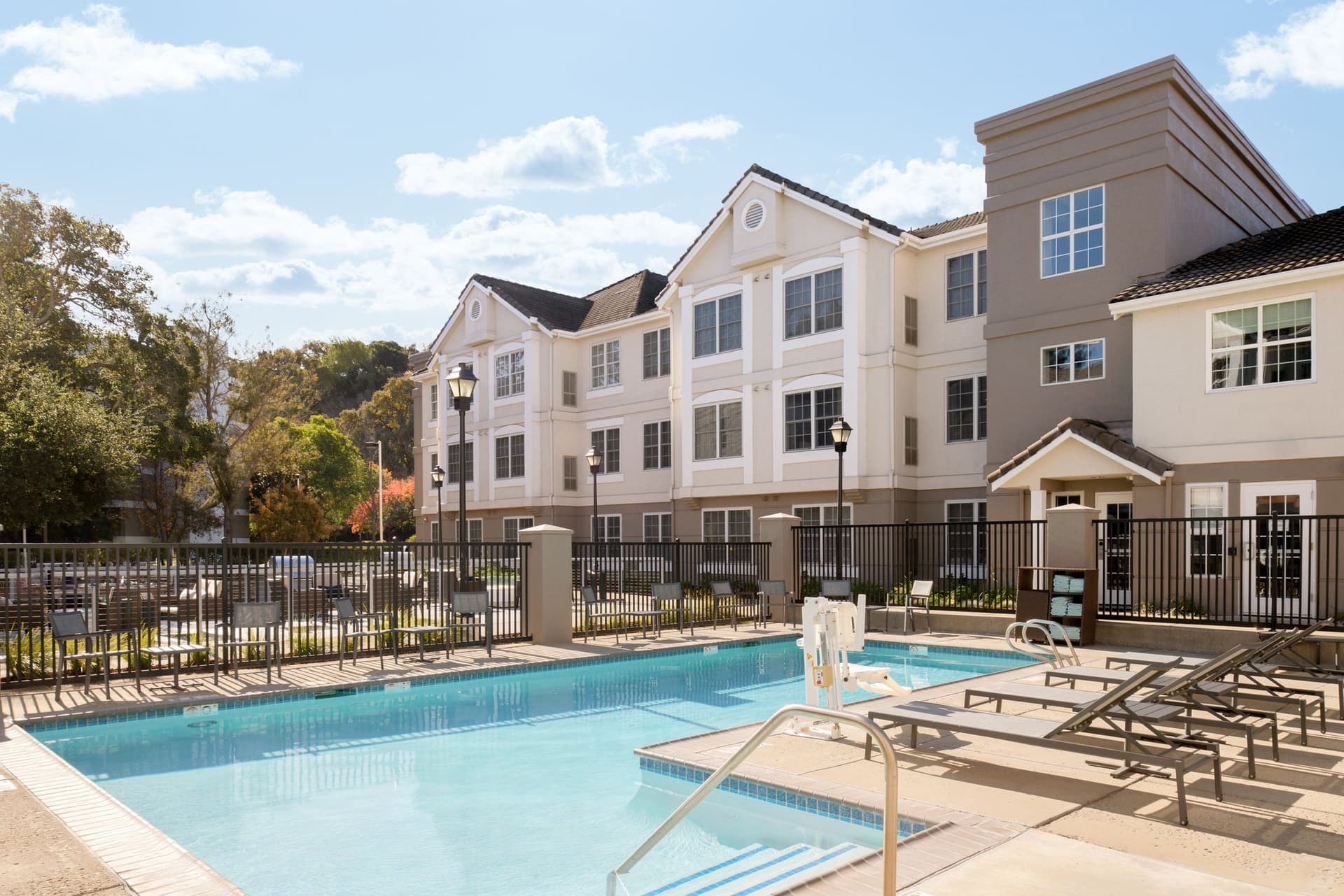 Residence Inn By Marriott Pleasanton