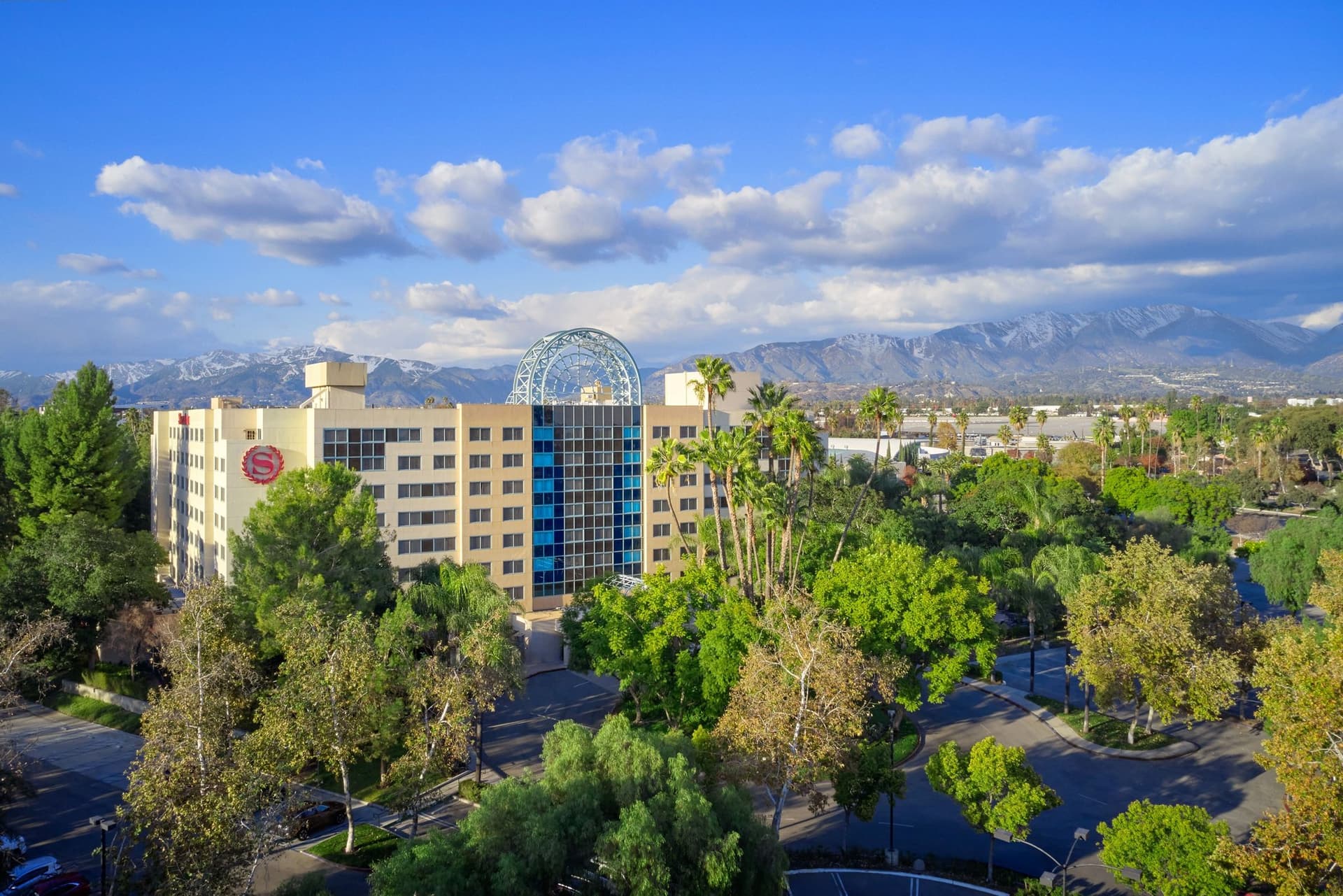 Sheraton Fairplex Suites And Conference Center