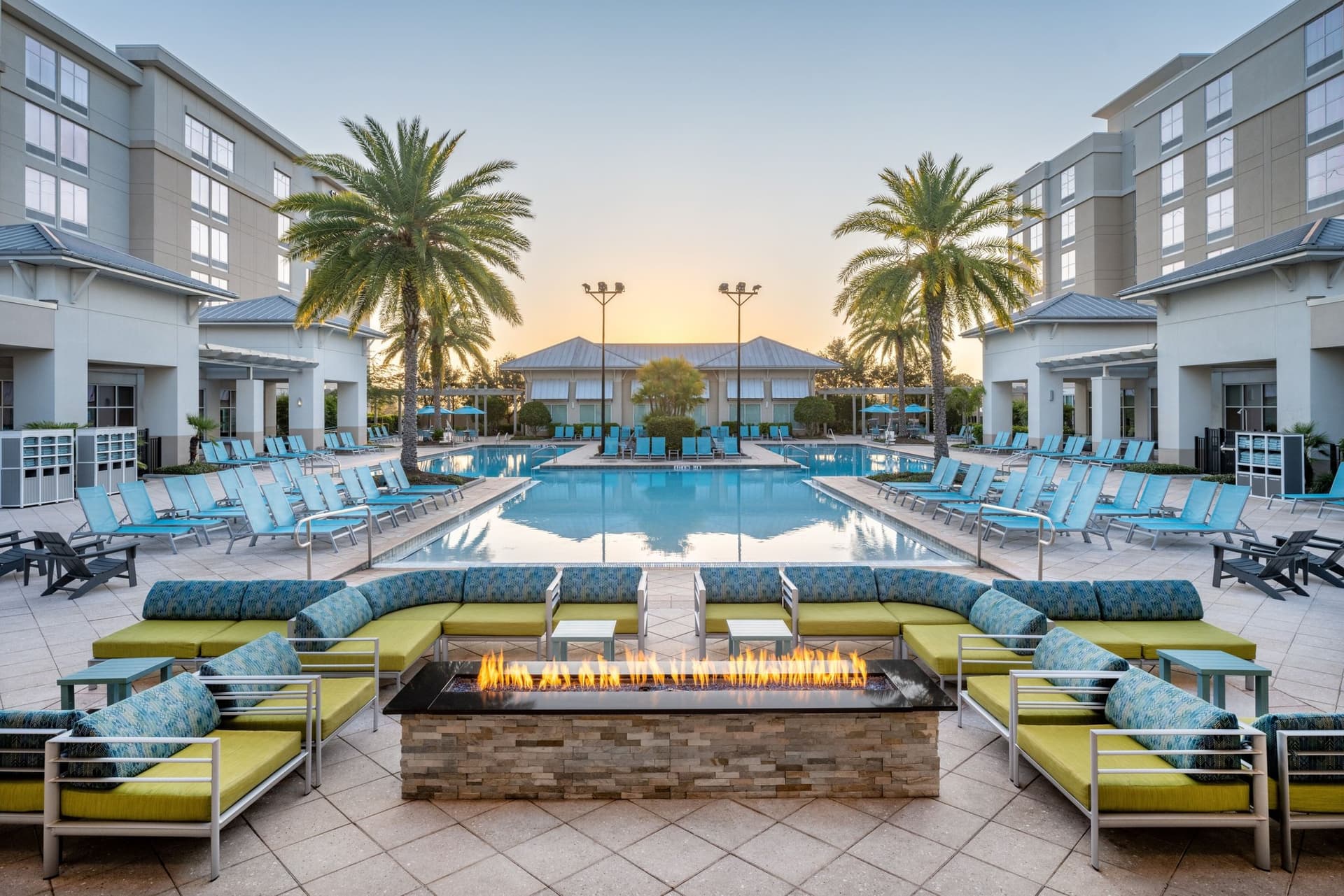 Towneplace Stes By Marriott Orl Flamingo Crossings Town Center-west Entranc