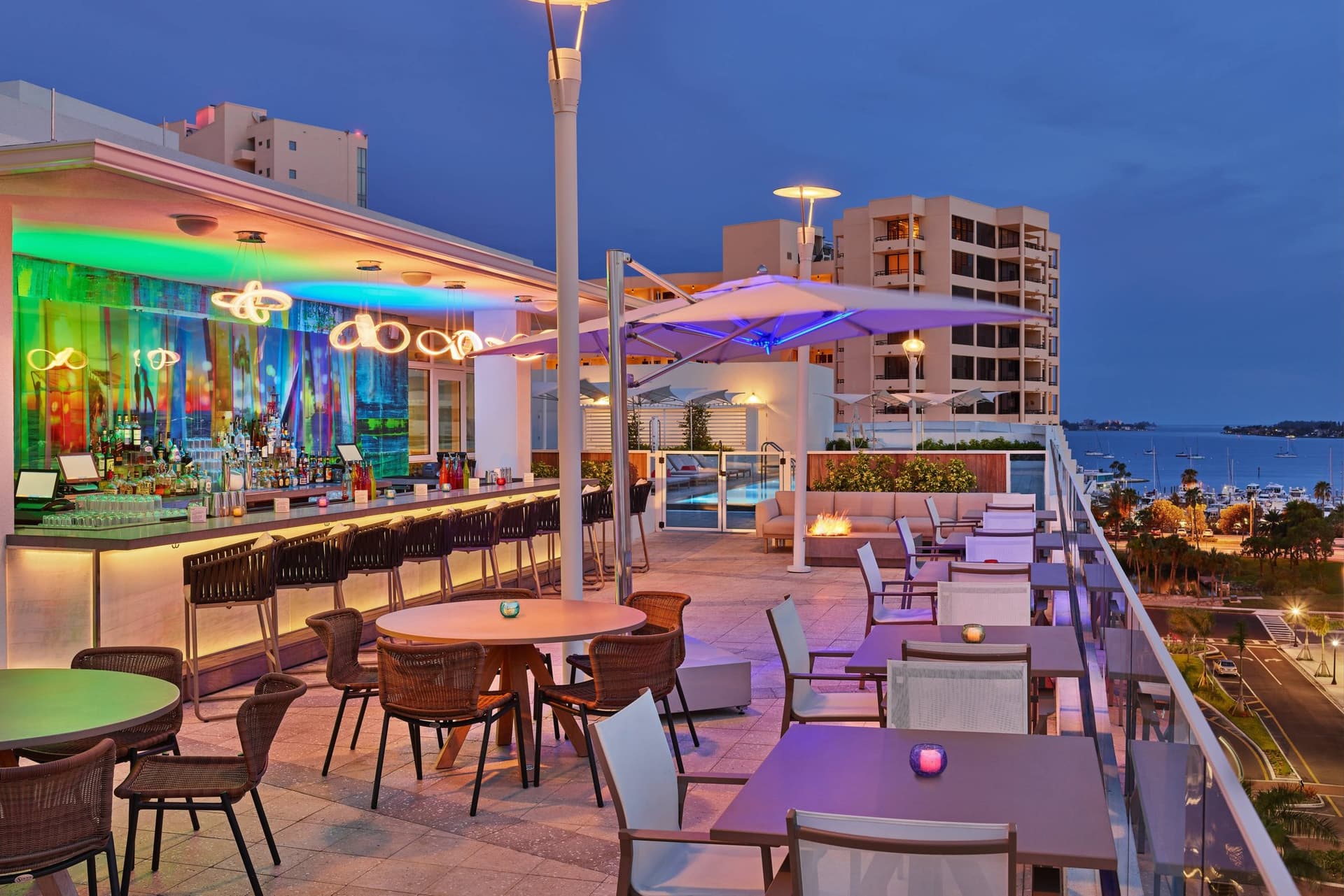 Art Ovation Hotel Autograph Collection