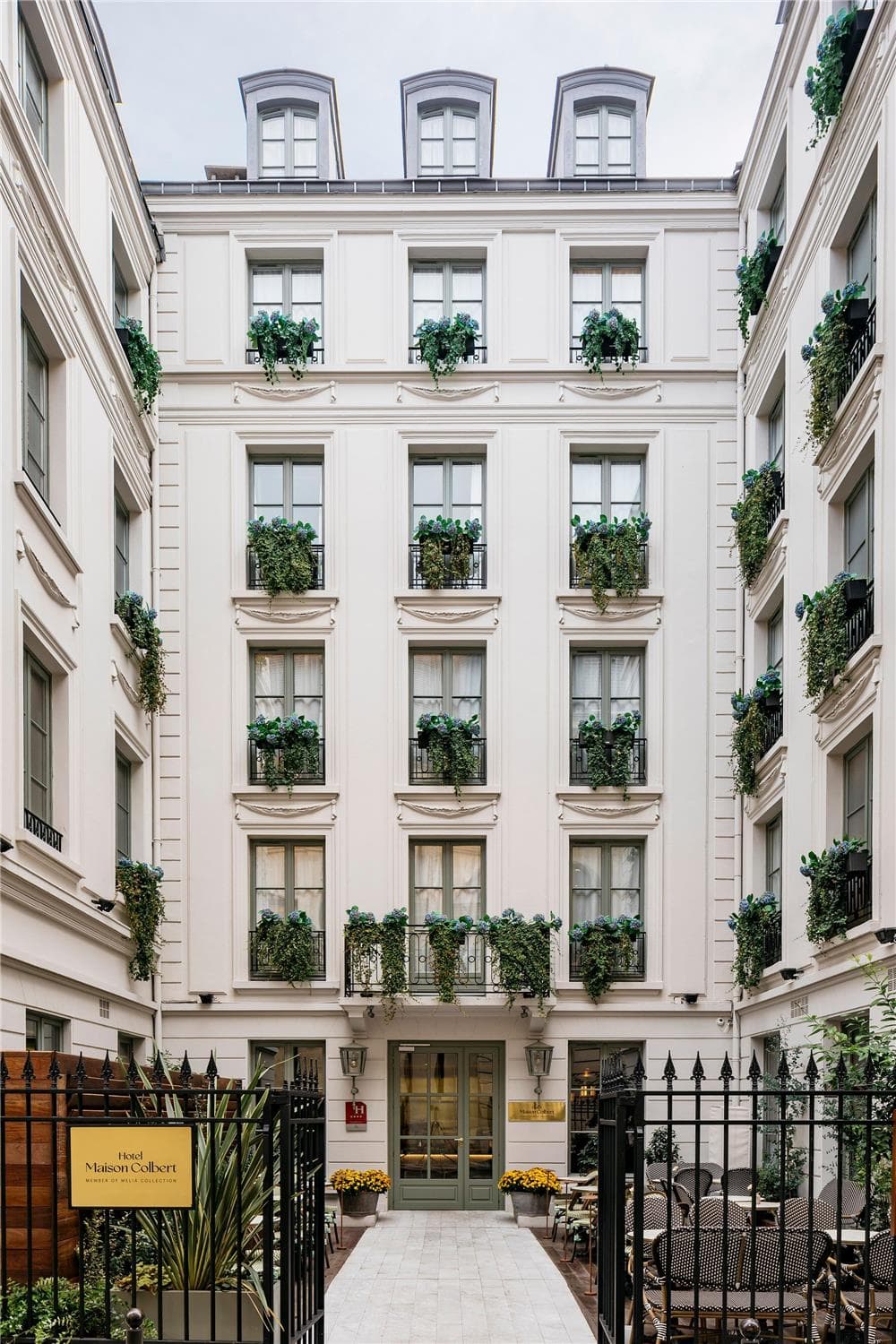 Maison Colbert Melia Collection