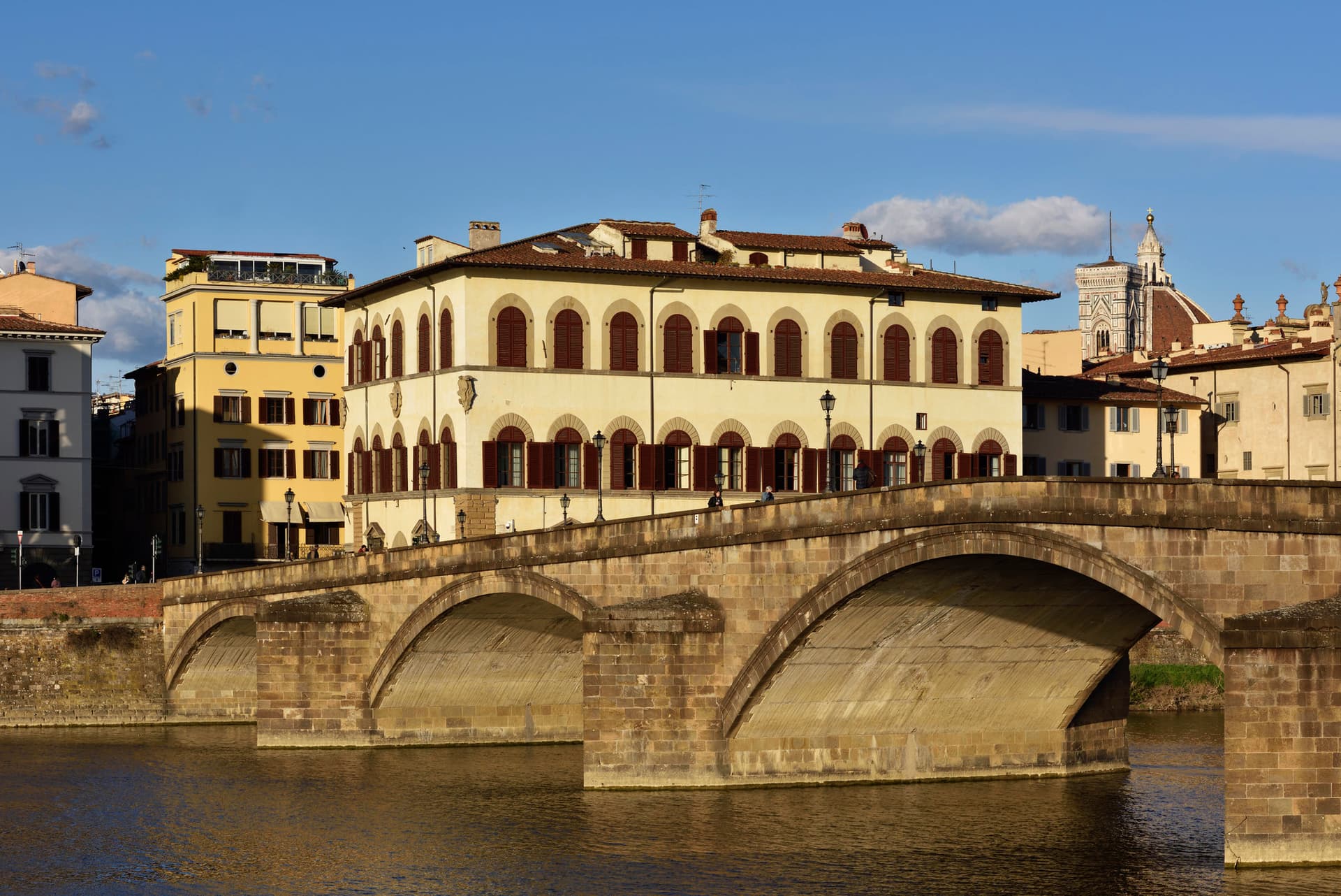 Leone Blu Suites