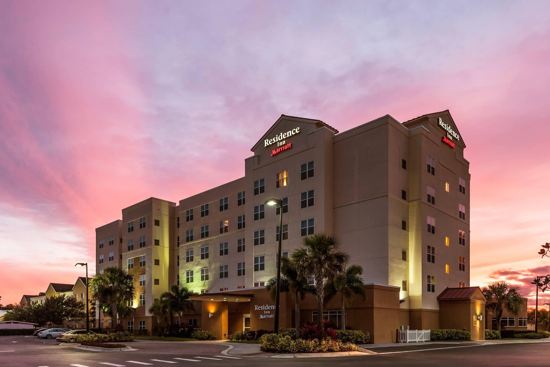 Residence Inn By Marriott Orlando Airport