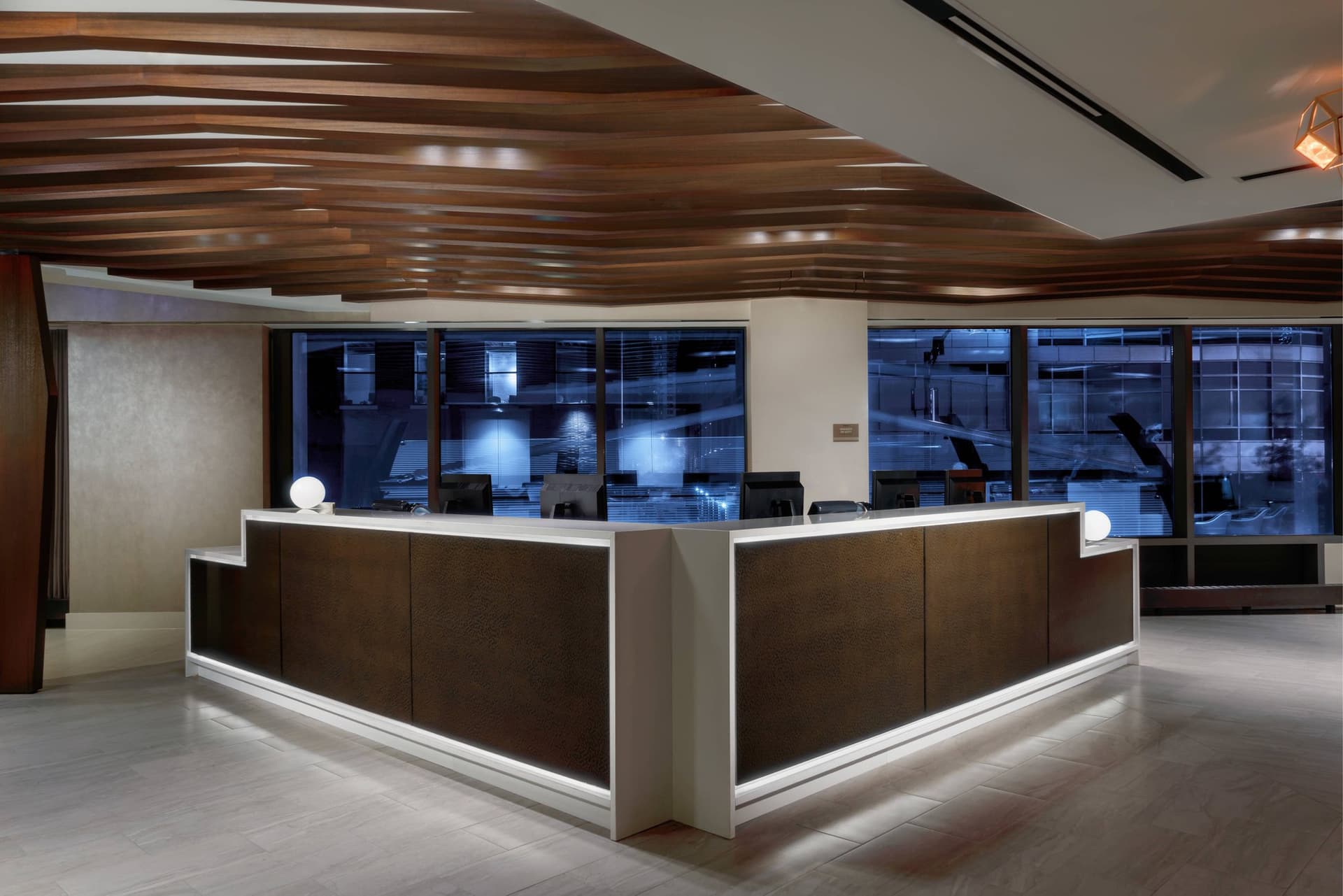Springhill Suites By Marriott Chicago Downtown River North