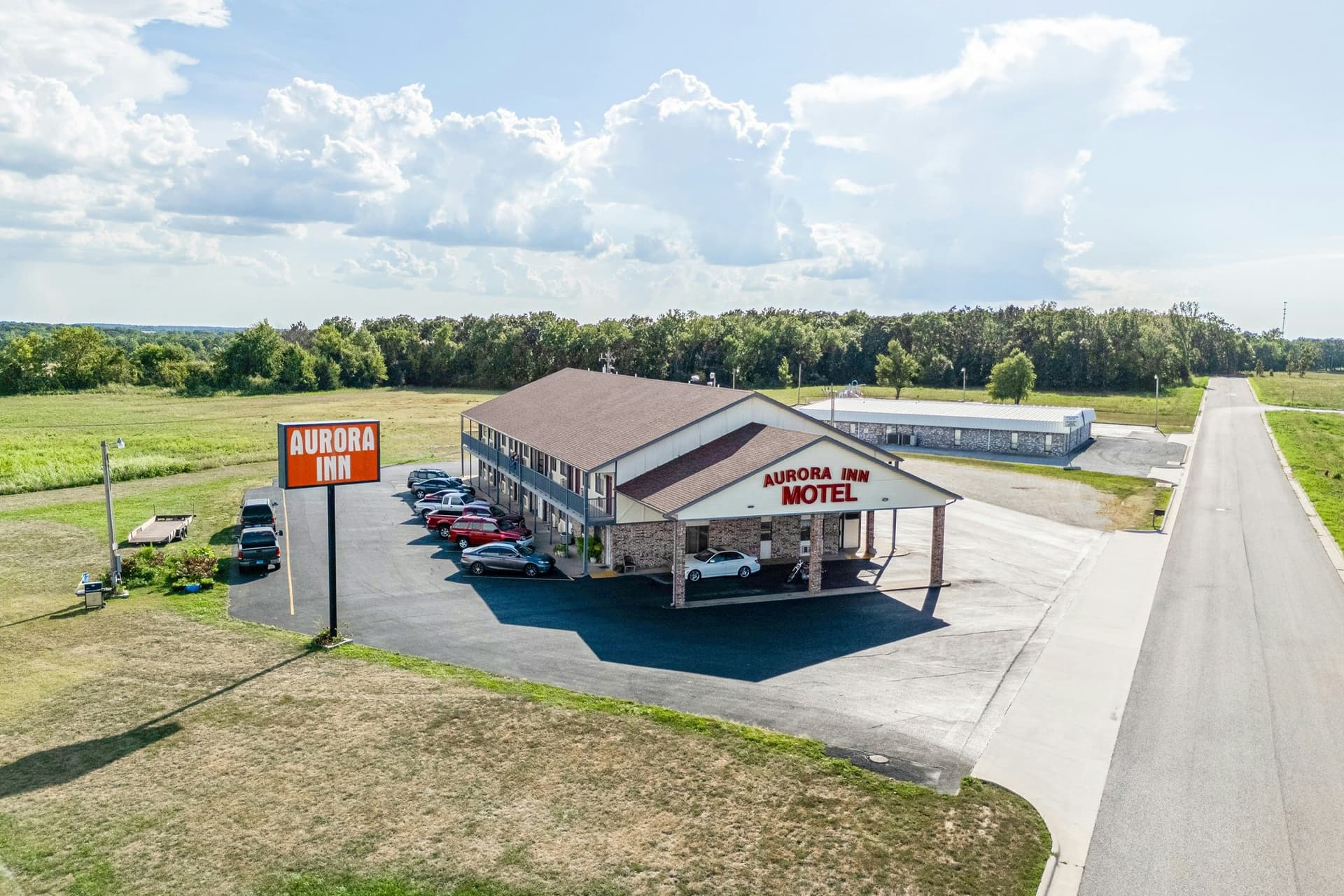 Oyo Aurora Motel Inn