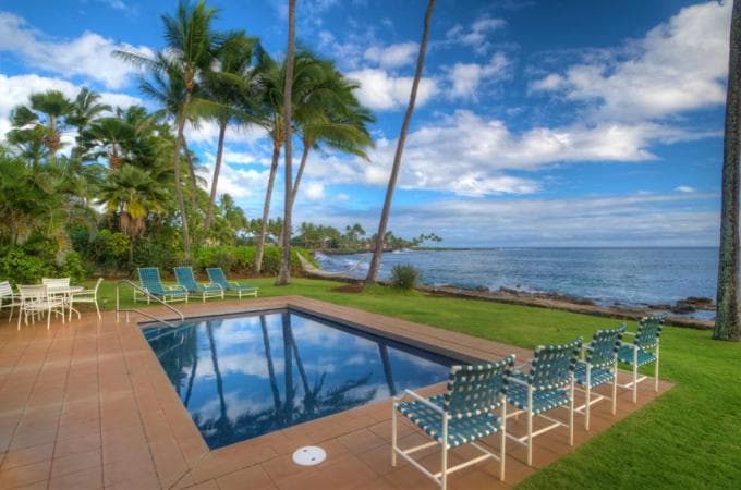 Covered patio with ocean view
