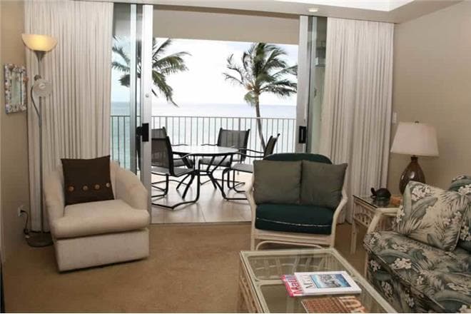 Covered patio with ocean view