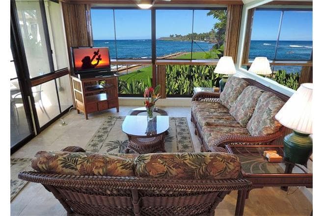 Covered patio with ocean view