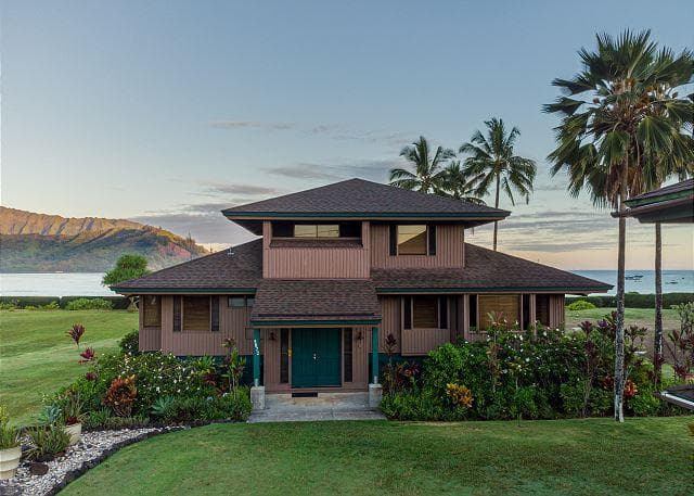 Covered patio with ocean view