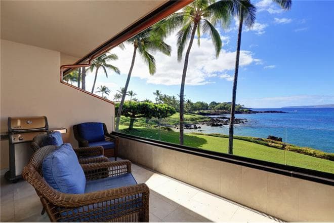 Covered patio with ocean view