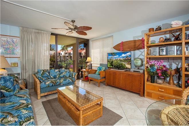 Covered patio with ocean view