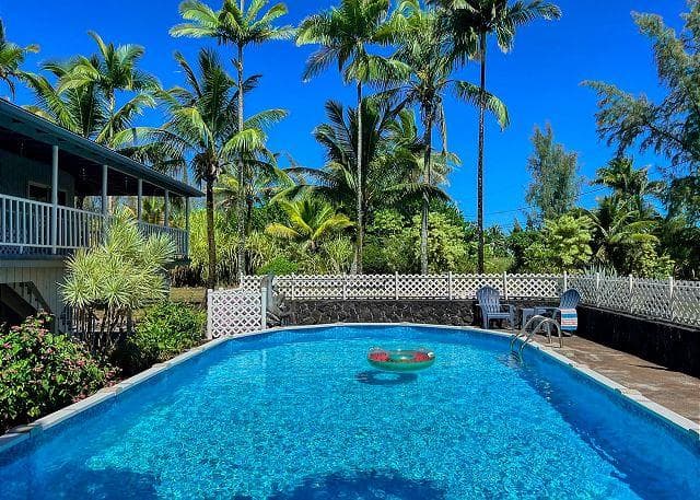 Covered patio with ocean view