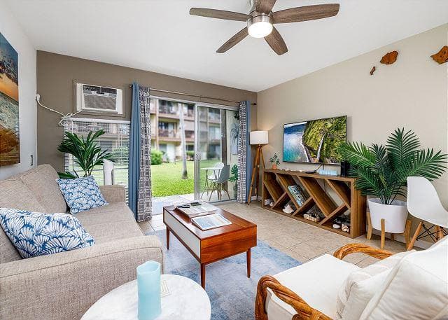 Covered patio with ocean view