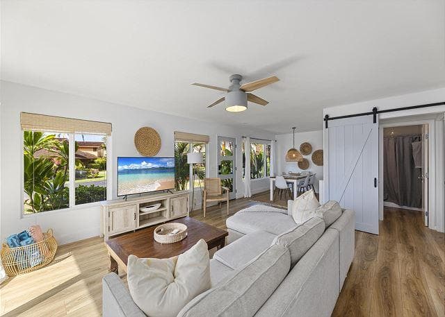 Covered patio with ocean view