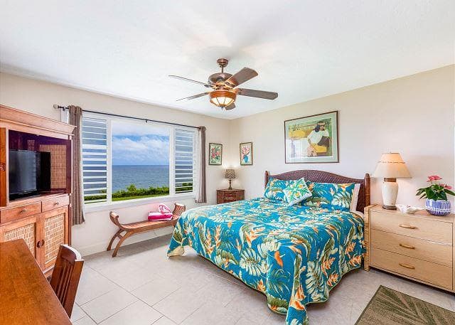 Covered patio with ocean view