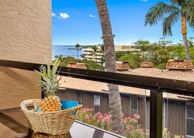 Covered patio with ocean view
