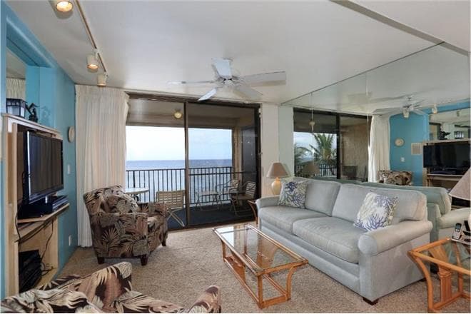 Covered patio with ocean view
