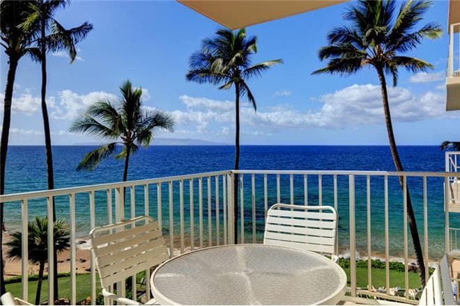 Covered patio with ocean view