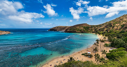 Trip to Hawaii on a Budget, Pristine beaches of Waikiki in Oahu