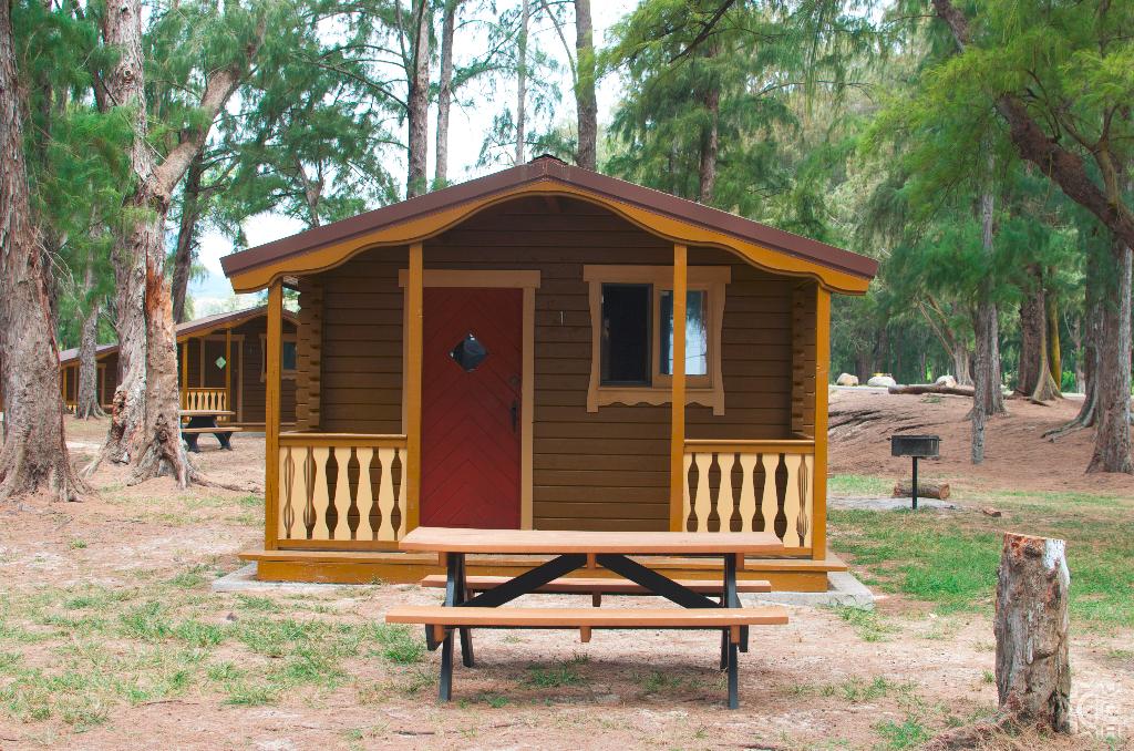 Cabins Bellows Air Force Station