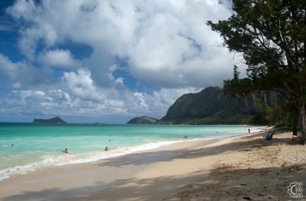 Waimanalo Bay Beach Park In Waimanalo Oahu Hawaii Hawaiian