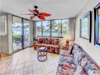 Kihei condo rental: Kealia Resort - 2BR Condo Beach Front #304