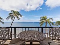 Kihei condo rental: Sugar Beach - 1BR Condo Beach Front #524