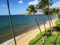 Kihei condo rental: Kihei Beach - 1BR Condo Beach Front #506
