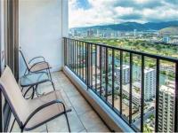 Honolulu condo rental: Waikiki Banyan Tower 2 - 1BR Condo Mountain View #3711