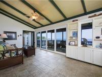 Kona vacation rental: The Cottage - 1BR Home Ocean Front
