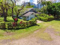 Hanalei vacation rental: Ohana Family House - 2BR Plus Loft Home