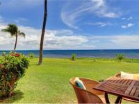 Kihei condo rental: Sugar Beach - 1BR Condo Beach Front #129