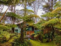 Volcano vacation rental: Volcano Kahaualea - 1BR Cottage
