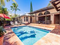 Keaau vacation rental: House of Paddles - 3BR Home Pool View