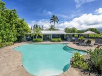 Kona vacation rental: Hale Pahukoa - 3BR Home + Private Pool Ocean View