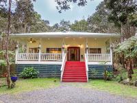 Volcano vacation rental: Hale Mauka