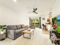 Kona condo rental: Kona Mansions - 1BR Condo #302